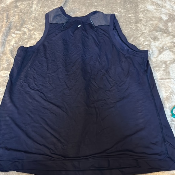 Lululemon men’s navy vent tech tank - Picture 3 of 3